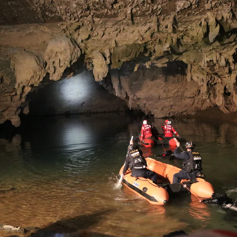 Three Days Trapped in Na’e Cave — Zhou Yuanpeng’s Fight for Life